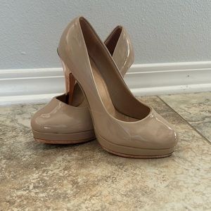 Neutral heel with chrome